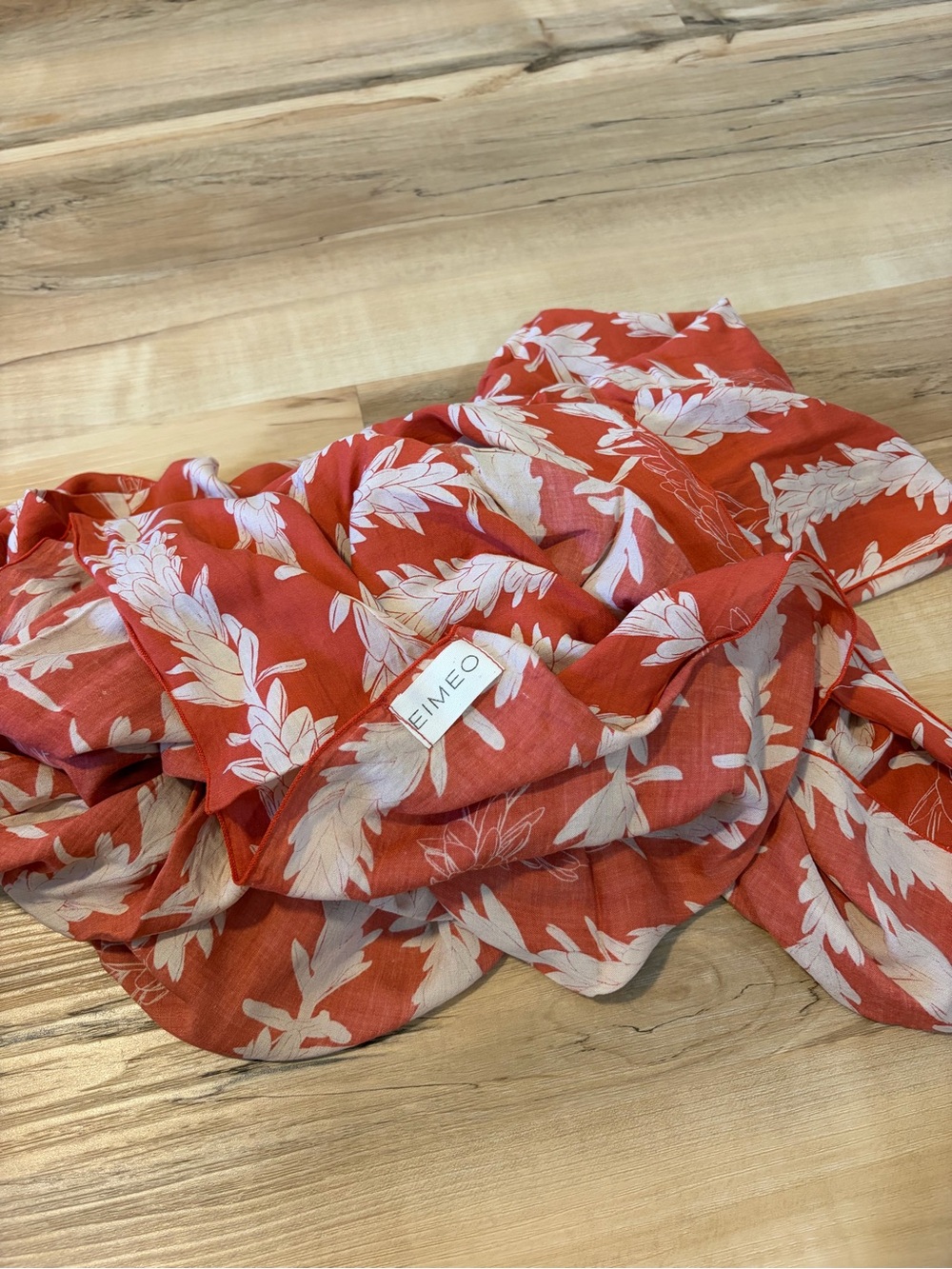 Eimeo Clothing Red Floral Lightweight Pareo